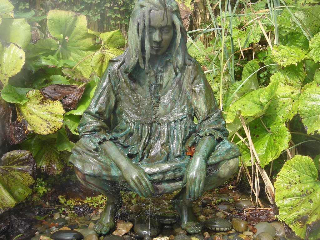 Girl Peeing very cool statue Sal Flickr