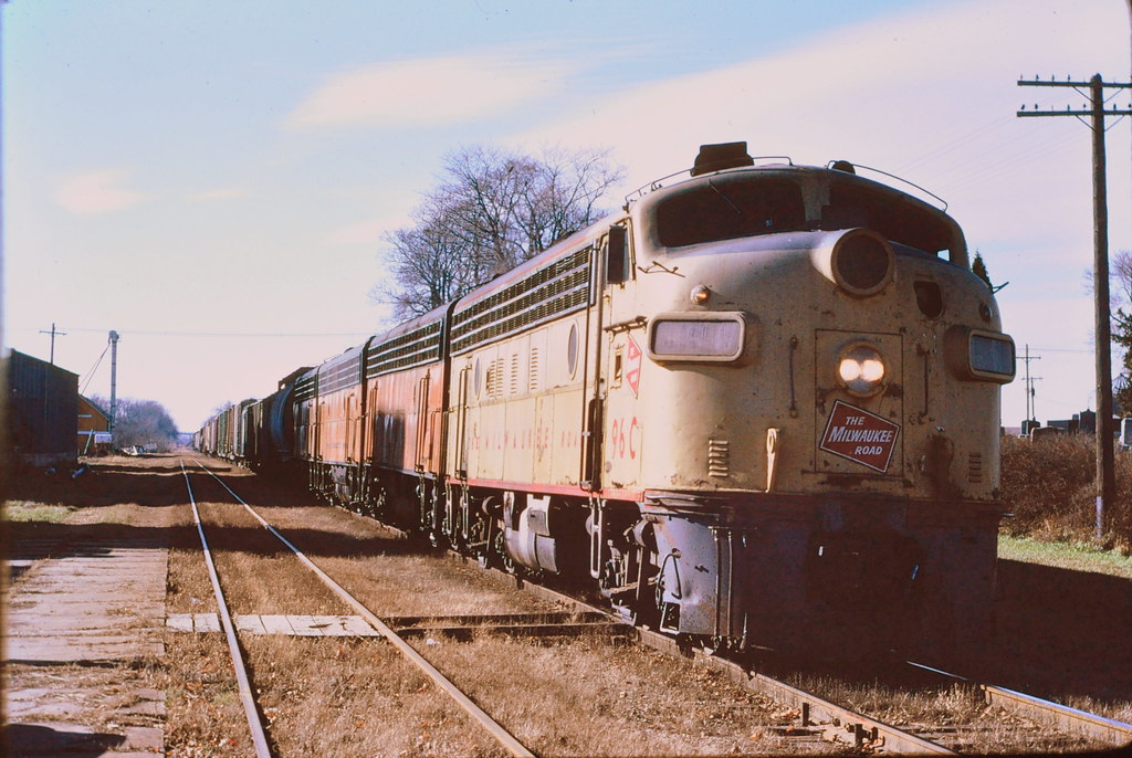 Milwaukee Rd at Lost Nation Iowa Nov 1979 Were at Lost Nat… Flickr