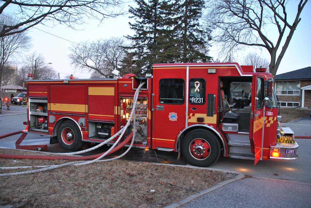 2nd Alarm Fire 9 Chancellor Dr. Larry Thorne Flickr