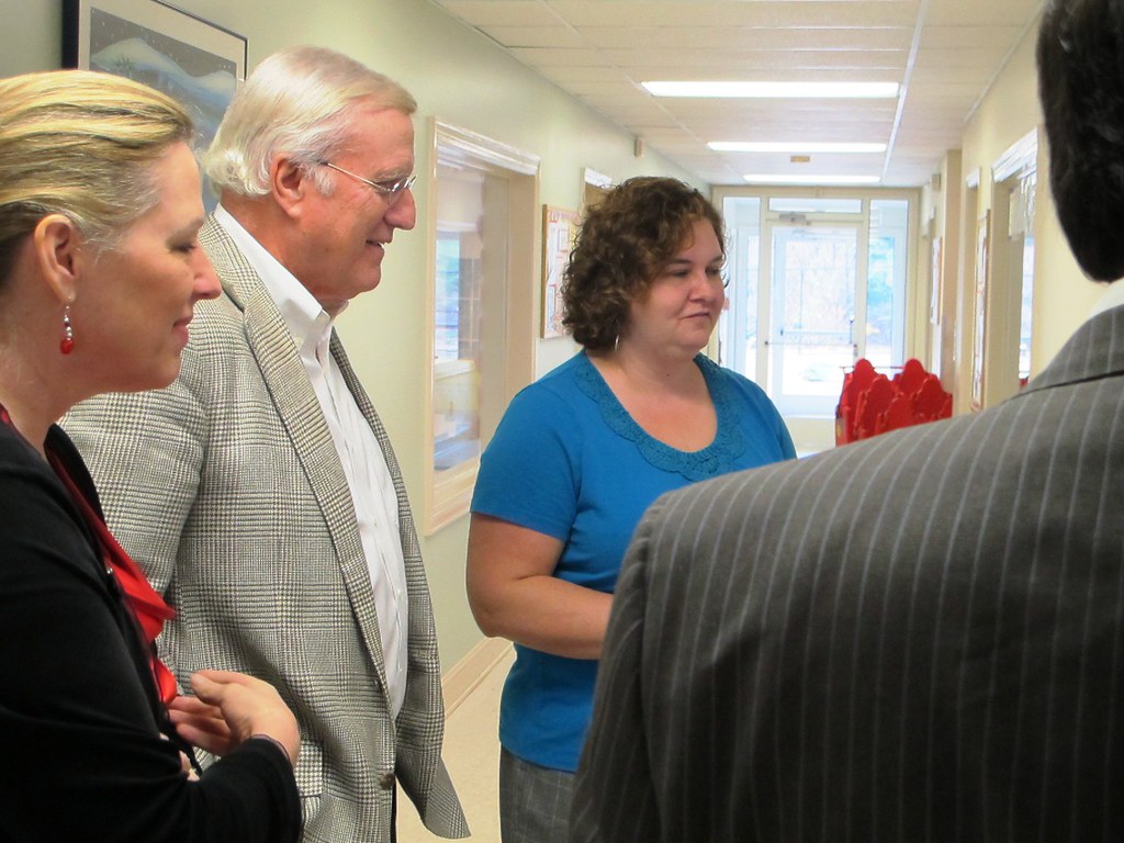 Sen. Hunt Visits Harps Mill Creative School Wake County SmartStart