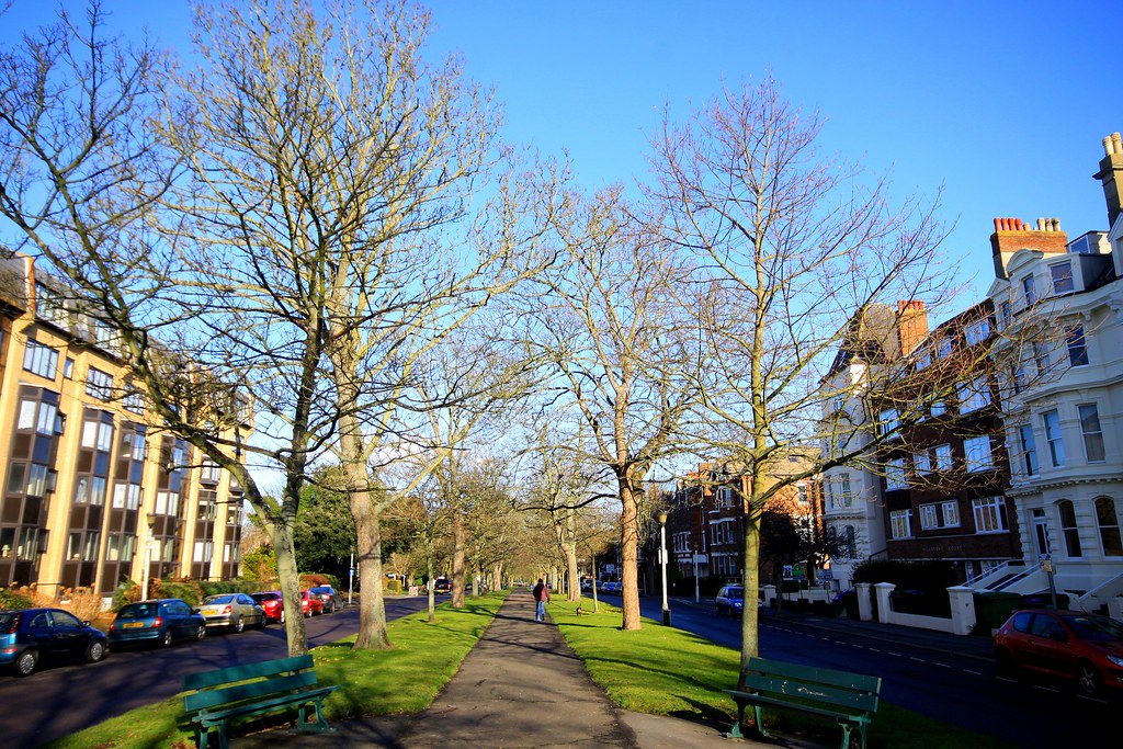 Castle Hill Avenue, Folkestone The area around The Leas in… Flickr