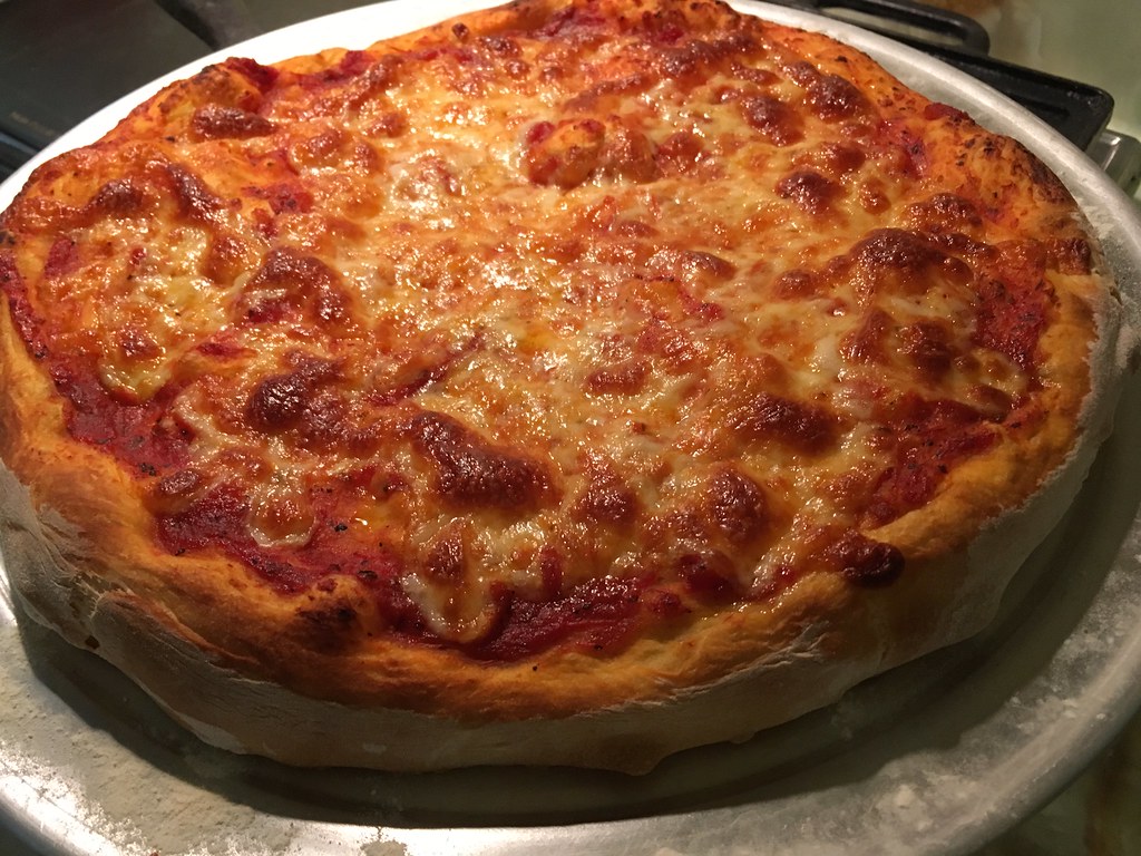 Pizza Night Premade dough from Publix, Classico pizza sau… Flickr