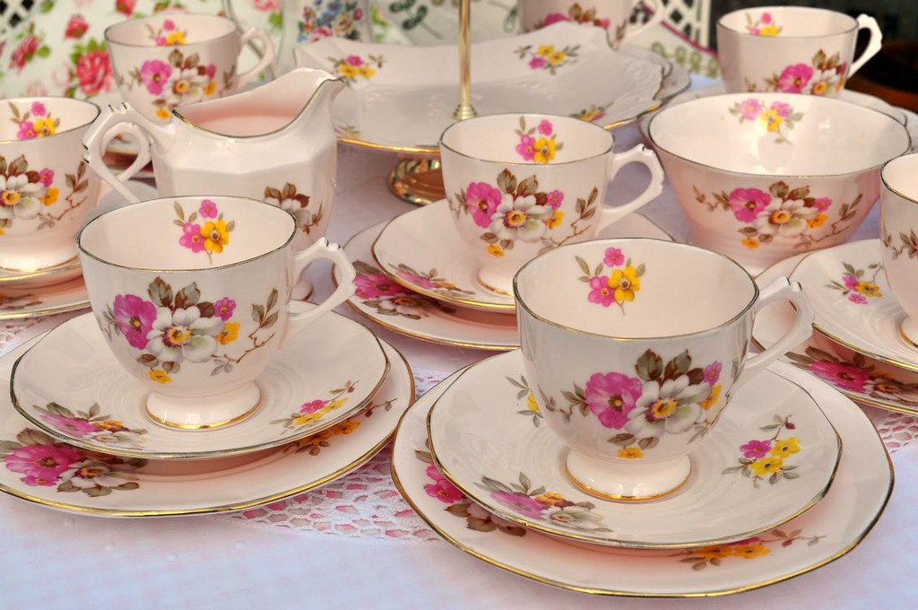 Pink Tuscan China Art Deco Tea Set A pink china t… Flickr