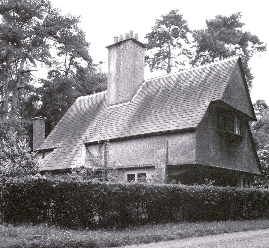 Lodge to Norney Grange. Elstead Road, by C. F. A. Voysey. Flickr