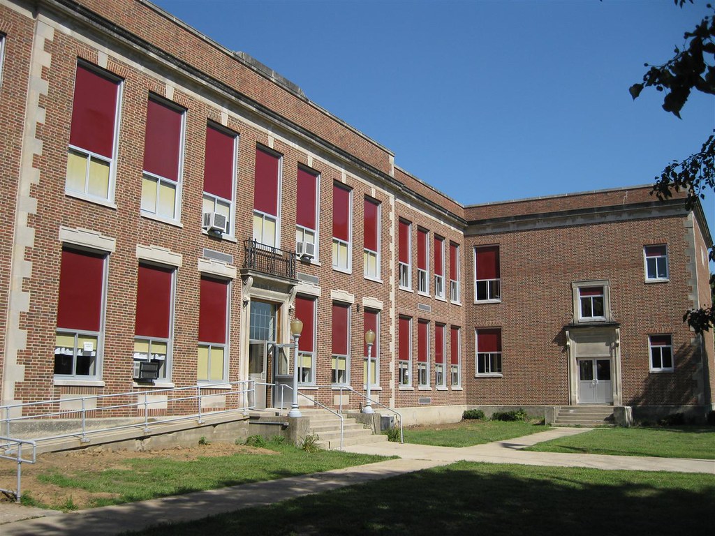 081910Eaton Public School 3Eaton, Ohio (2) Aaron Turner Flickr