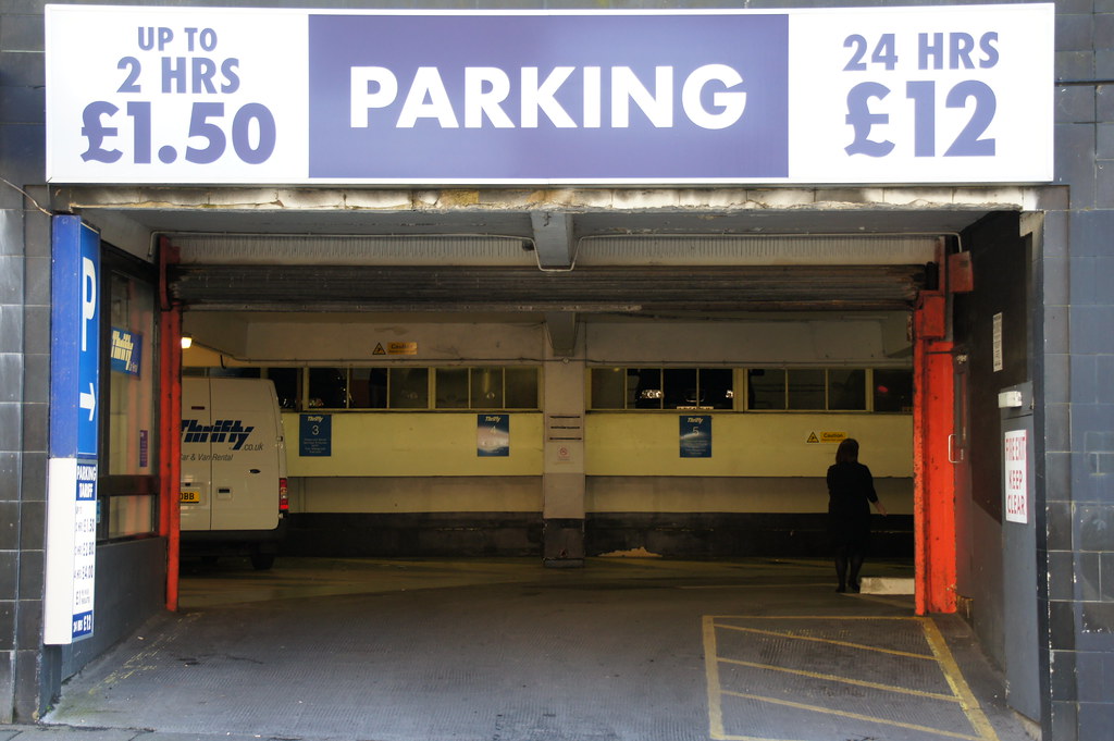 Metro Car Park (Motor Mac's Garage), Hinton Road, Bournemo… Flickr