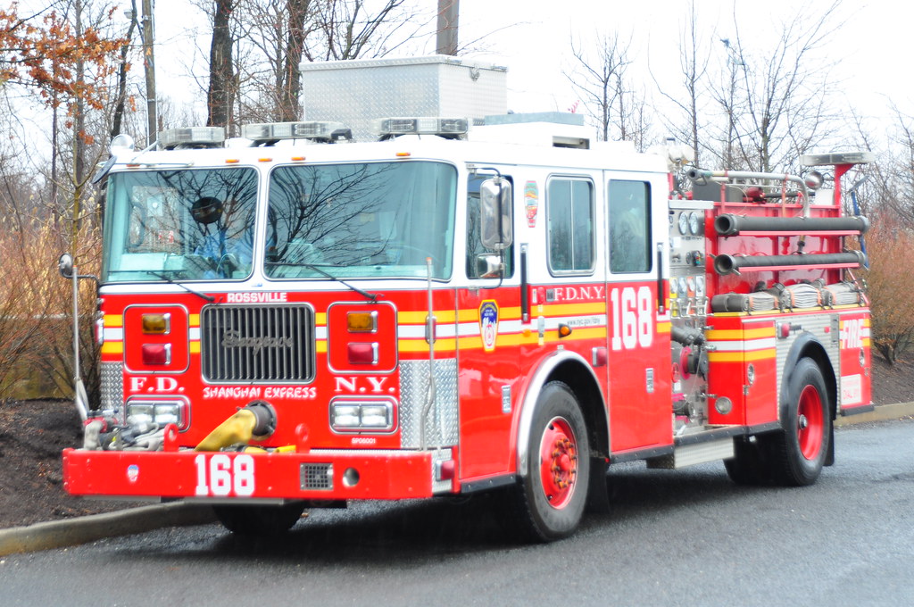 FDNY Engine 168 | 2006 Seagrave SP06001 | Triborough | Flickr
