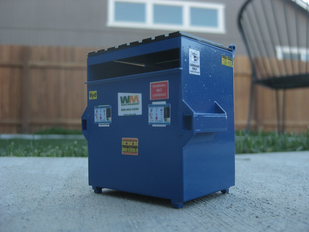 Handmade Model Dumpster Custom 134 scale dumpster, handma… Flickr