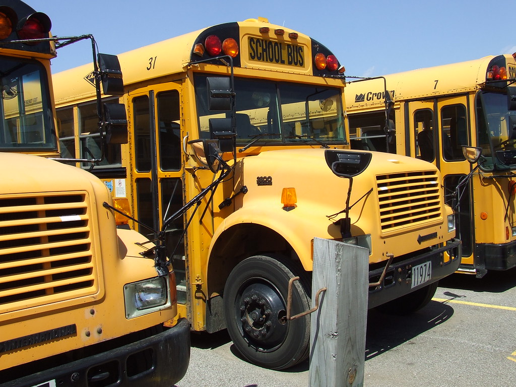 DSCF1048 Aurora City Schools 31 2000 Carpenter Internati… Flickr