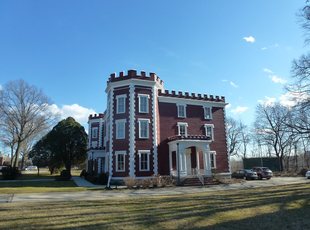 Fort Totten, NY officers' club The officers' club was cons… Flickr