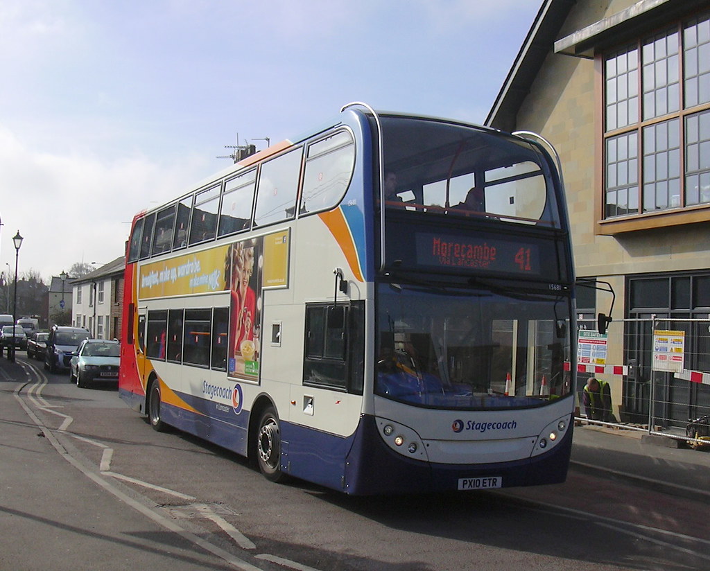 PX10 ETR Stagecouch Bus, Park Hill Road, Garstang, Lancash… Flickr