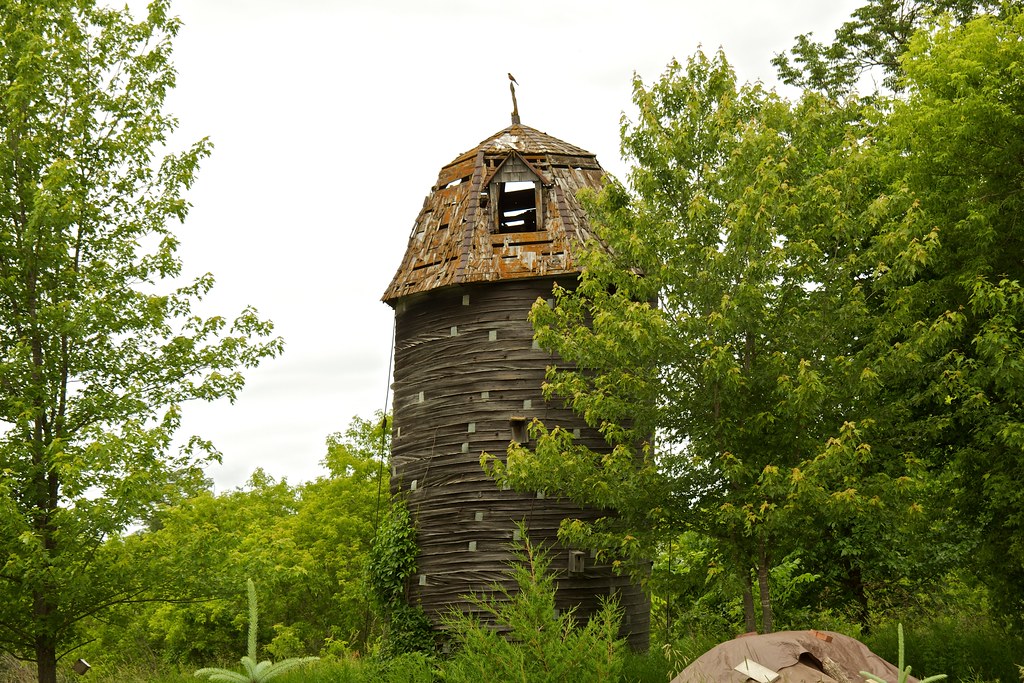 59 Wooden silos An old tower silo in the Fergus Falls, MN … Flickr