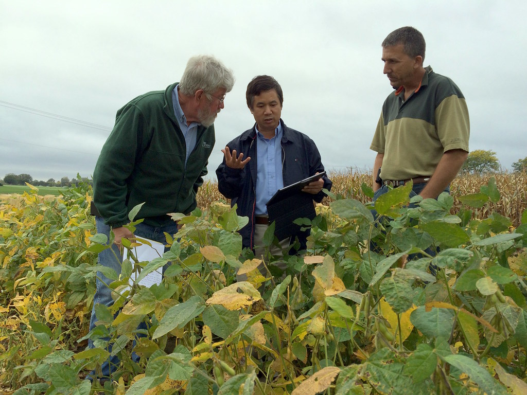 0.IMG_1767 Left Dan Bailey, Zeeland Farm Services Center… Flickr