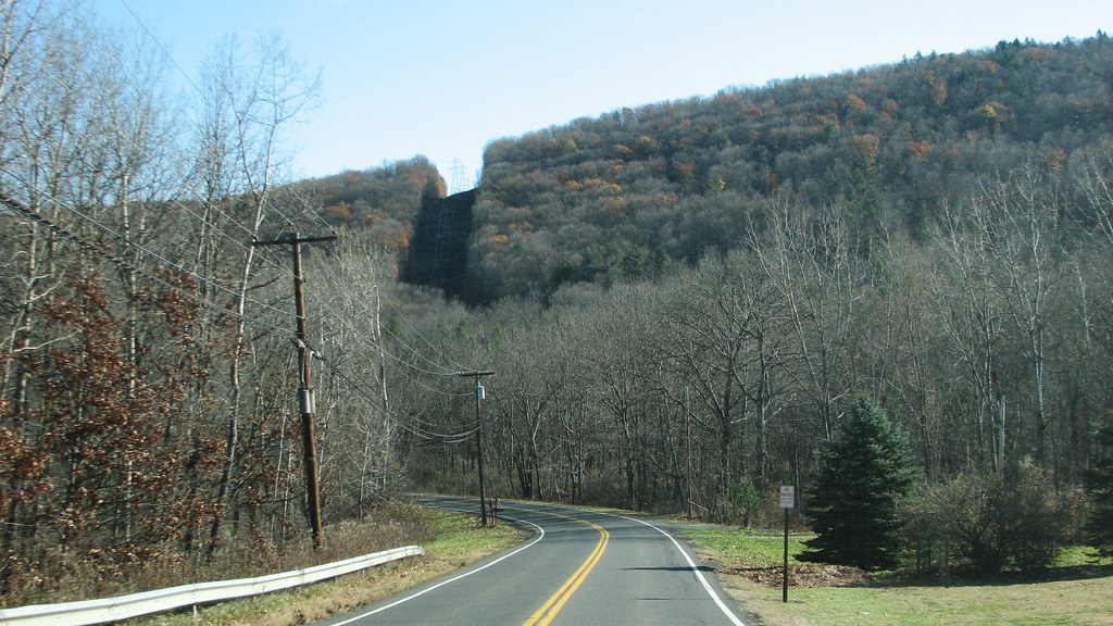 THE NEW PALTZ ROAD IN NOV 2015 Looking east on county RT 1… Flickr