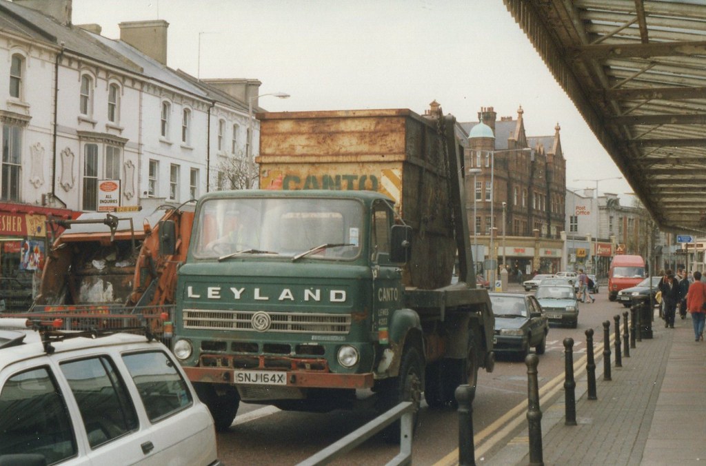 eastbourne A well used Leyland skip truck at Eastbourne hi… Flickr