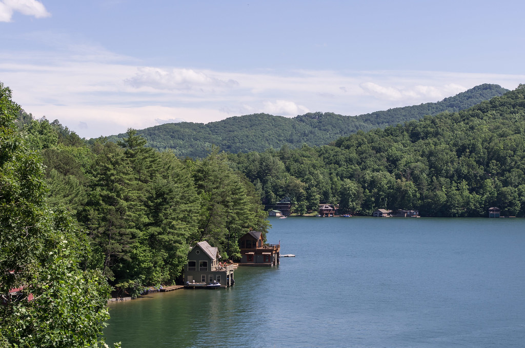 Lake Burton This is Lake Burton in Rabun County, … Flickr
