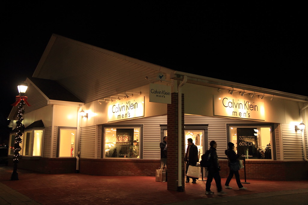 Introducir 72+ imagen woodbury commons calvin klein Thptnganamst.edu.vn