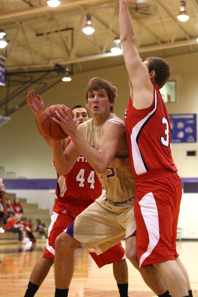Taylor University Men's Basketball v. Grace College Flickr