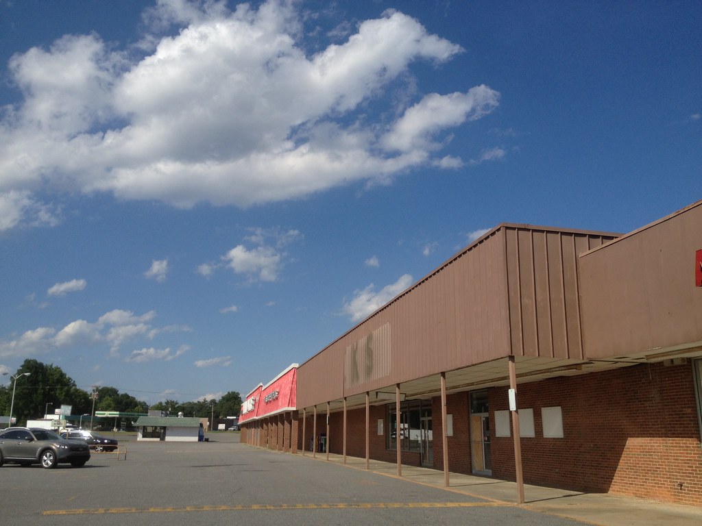 Macks (then Maxway) Kings Mountain, NC Mike Kalasnik Flickr