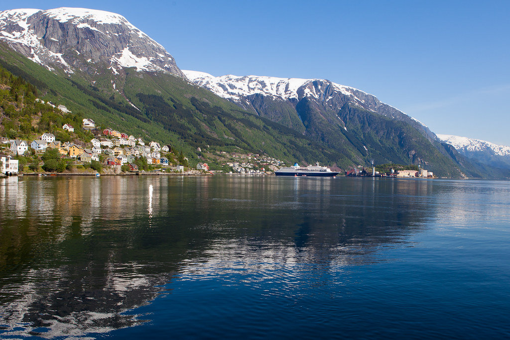 Odda cruise Cruise ship in Odda, Norway. Saga Sapphire is … Flickr