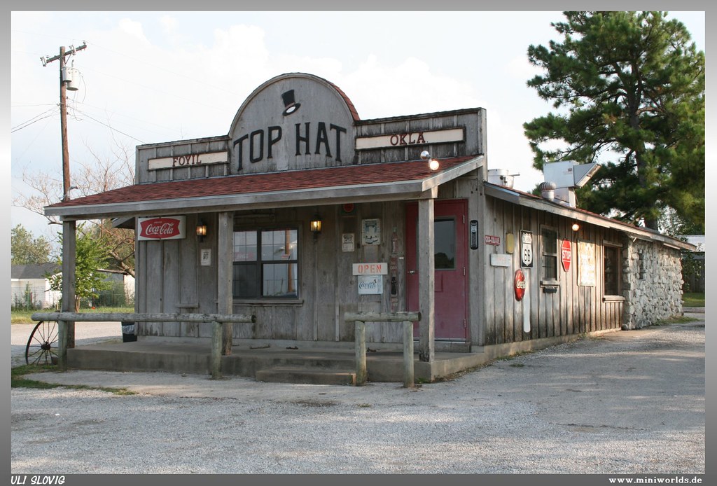 Top Hat On my way to Tulsa I passed the Top Hat Bar in Foy… Flickr