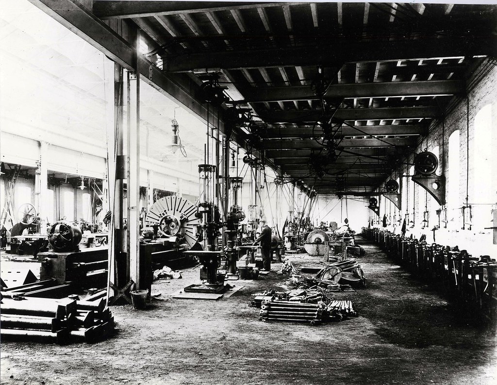 Beardmore Image of Beardmore engine works in Dalmuir. From… Flickr