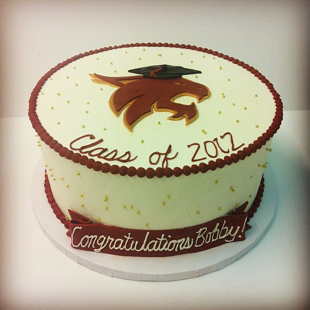 Texas State University Graduation Cakes Texas State Graduation cake austin customcake graduatio&hellip; Flickr