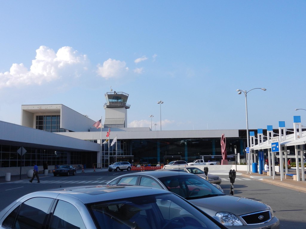 DSCN7965 Little Rock Airport CAHairyBear Flickr