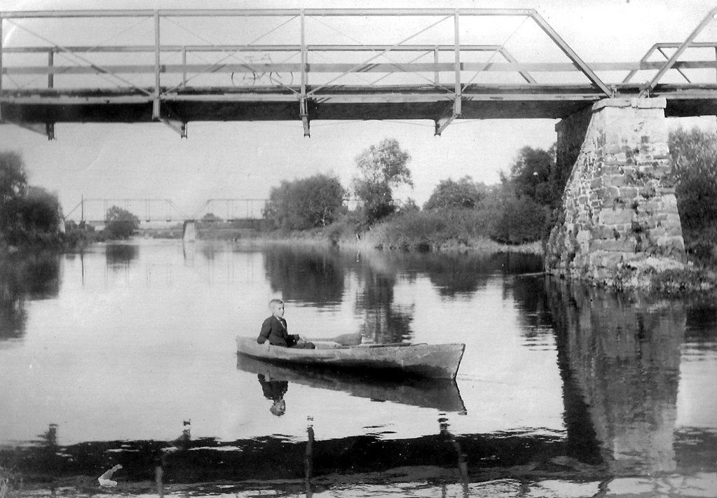 1904075 Looking N on Penns Creek at the three bridges spa… Flickr