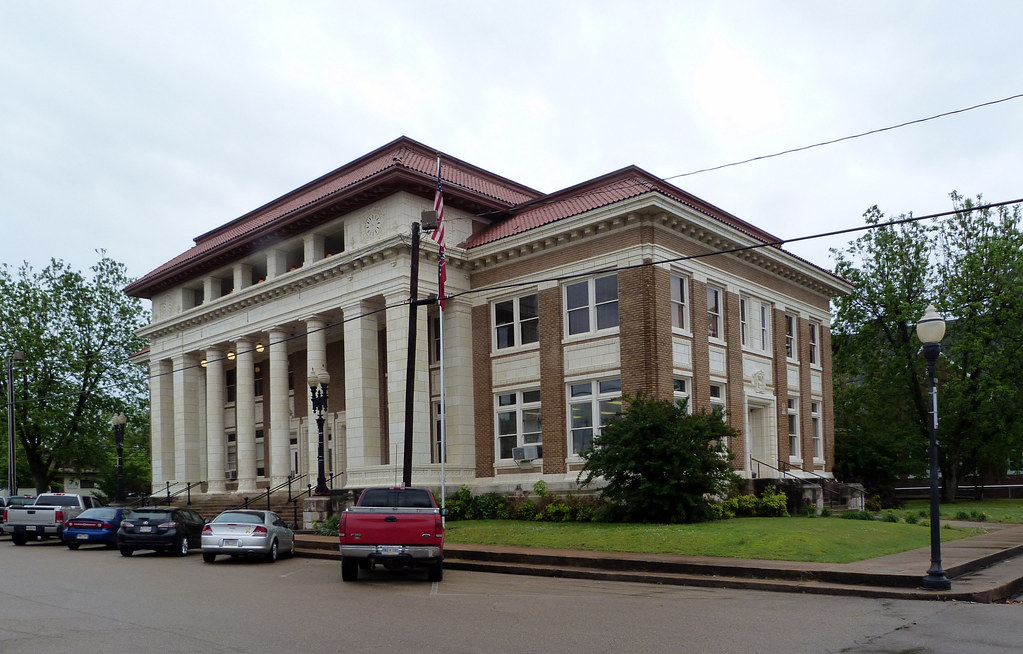 Pontotoc County Courthouse a photo on Flickriver