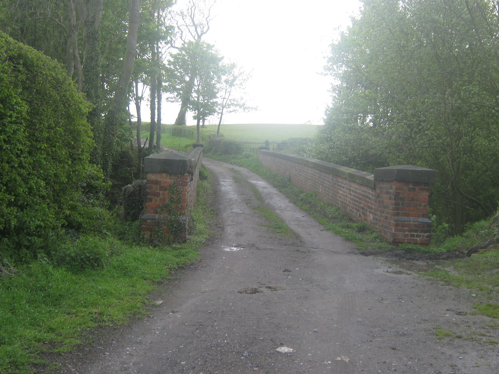Former GNR (Great Northern Railway) Bridge off Morley Lane… Flickr