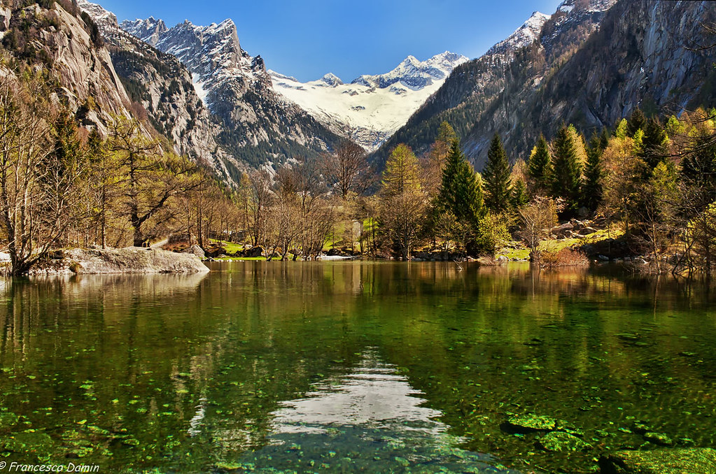 Laghetto verde Val di Mello Press L!!!!!!!! Thanks for 200… Flickr