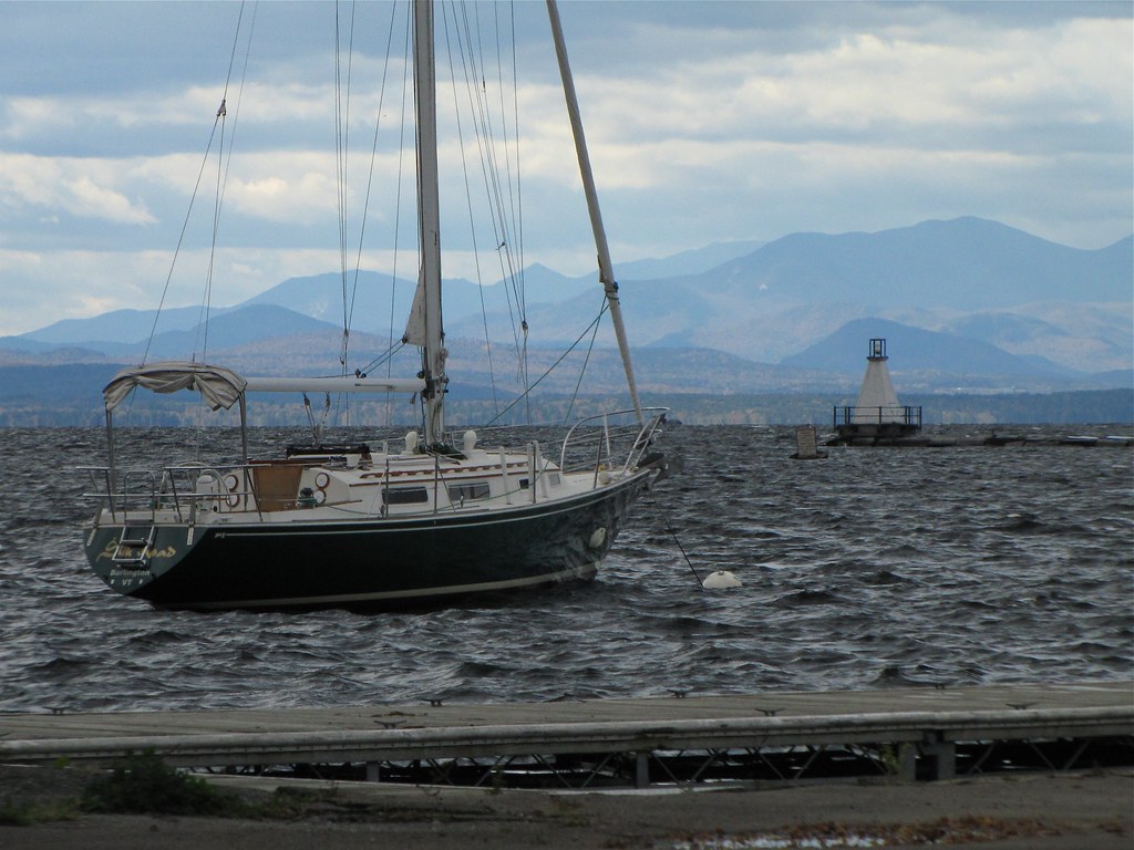 Boat at Burlington, Vermont Scott Teresi Flickr