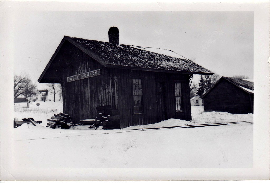 Blue Mounds, WI C&NW Depot (3) A recent find at a train sh… Flickr