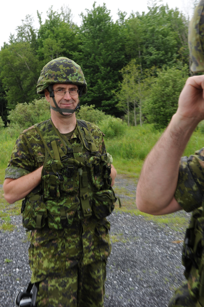 DSC_9889 13 juin 2012 (Garnison Farnham, QC) Photo Major … Flickr