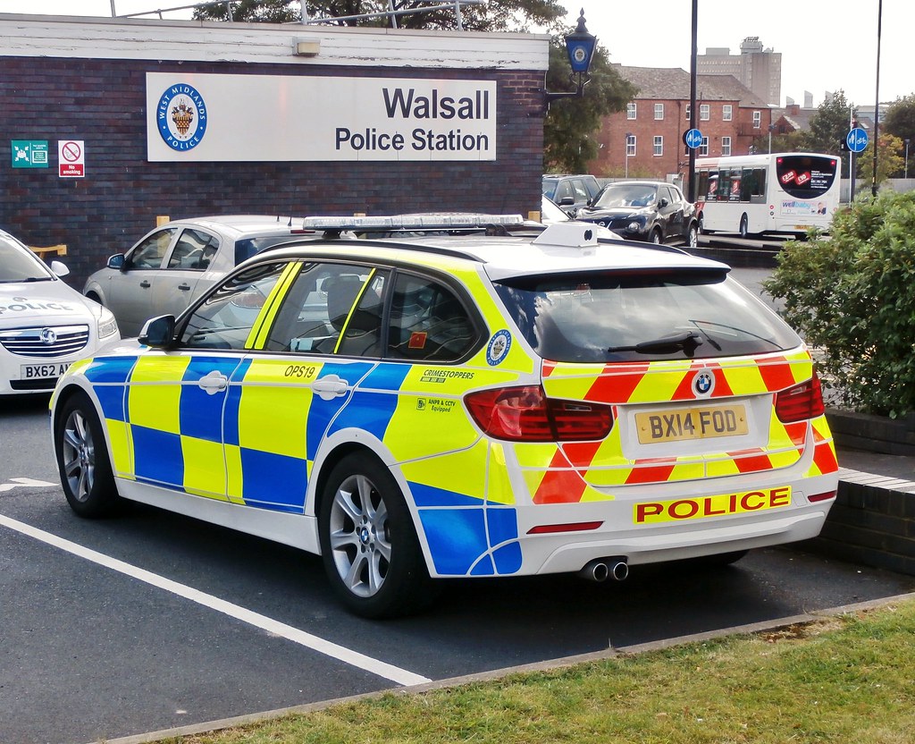 West Midlands Police BMW 330d Traffic Car a photo on Flickriver