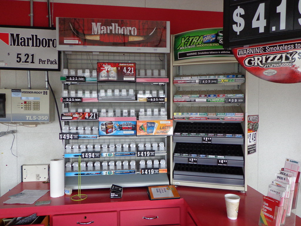 Arthur gas station (24) david_davis1 Flickr