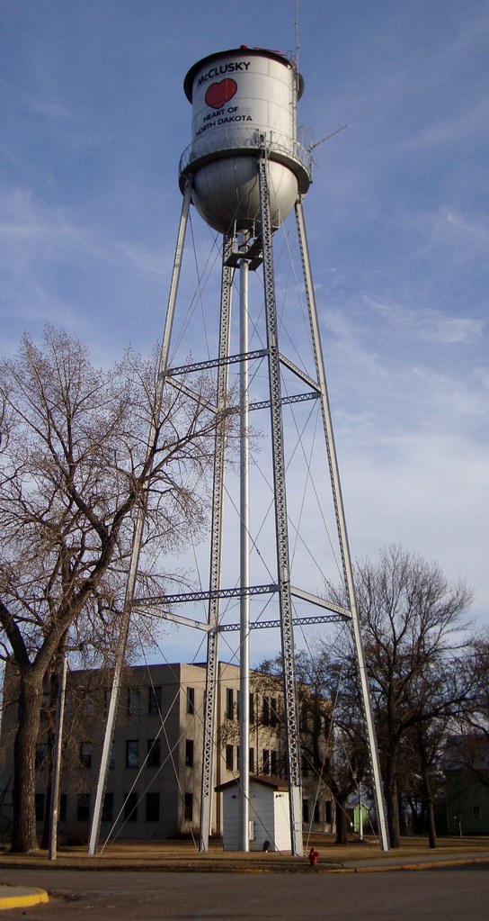 McClusky, North Dakota Water Tower McClusky is located in … Flickr