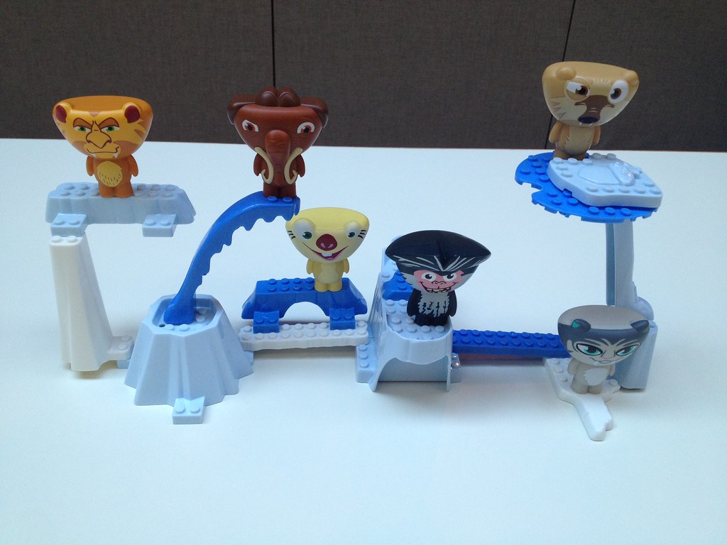 Ice Age 4 Happy Meal Toys Latin America Chilling with ou… Flickr