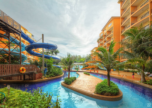 Gold Coast Resort & Water Park, Morib 6.48pm, 22.Apr.2012,… Flickr