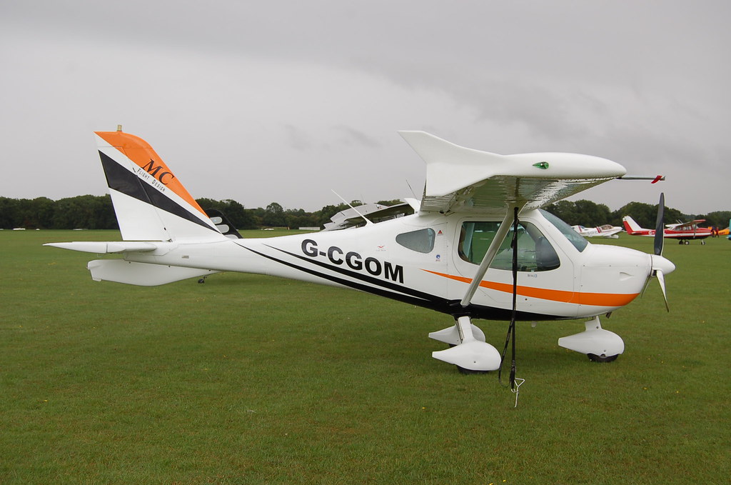 GCGOM Flight Design MC at the 2011 Light Aircraft Associa… Flickr