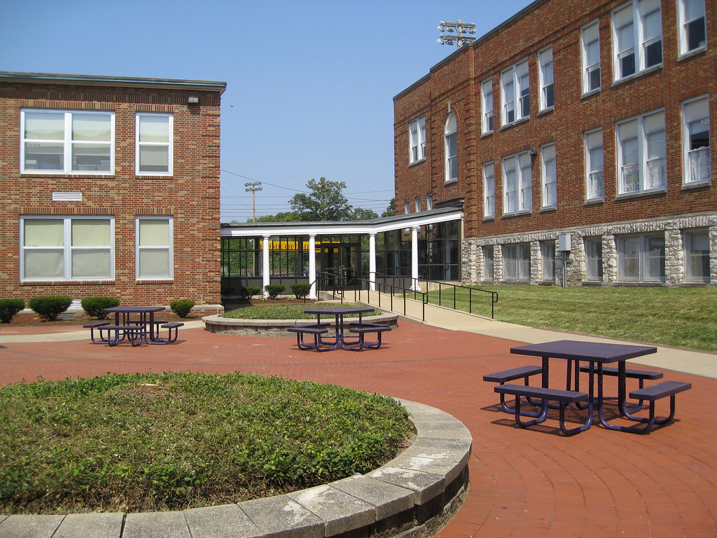 Brentwood High School Brentwood, Missouri Chris Yunker Flickr