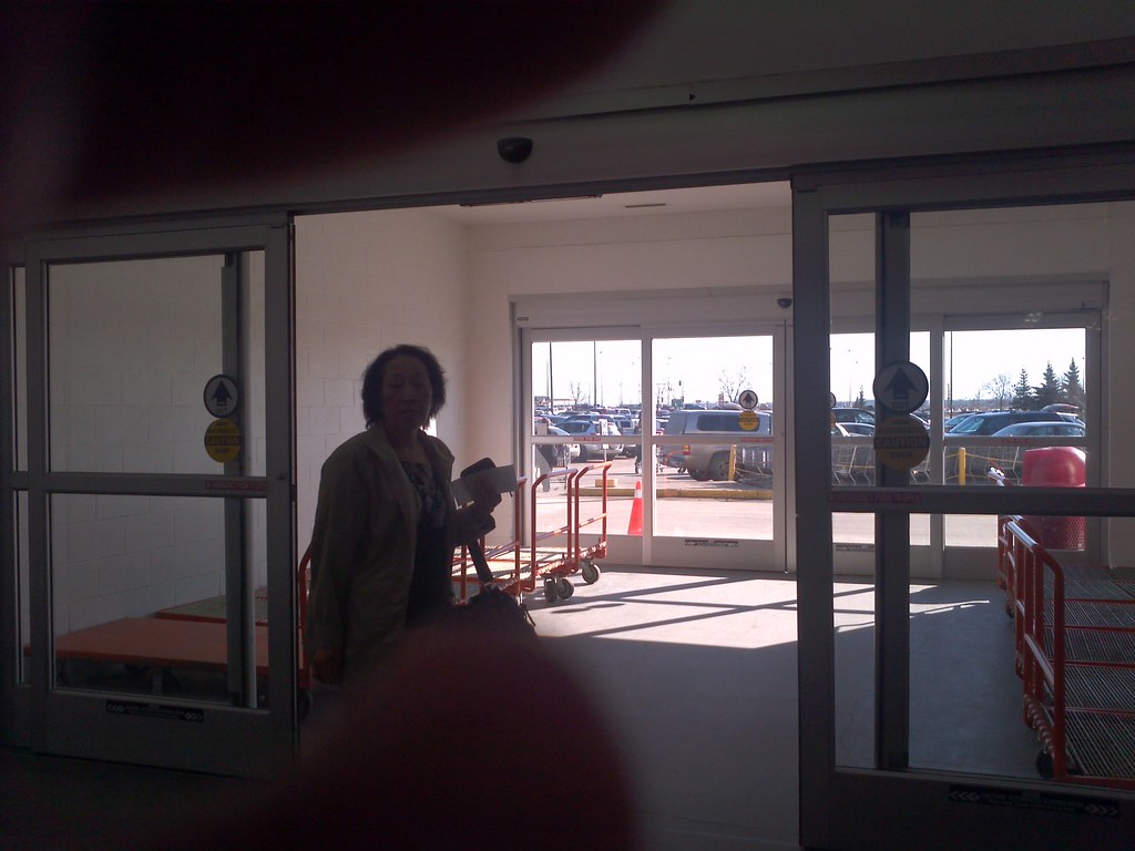 New Automatic Sliding Doors at Costco Costco Wholesale in … Flickr