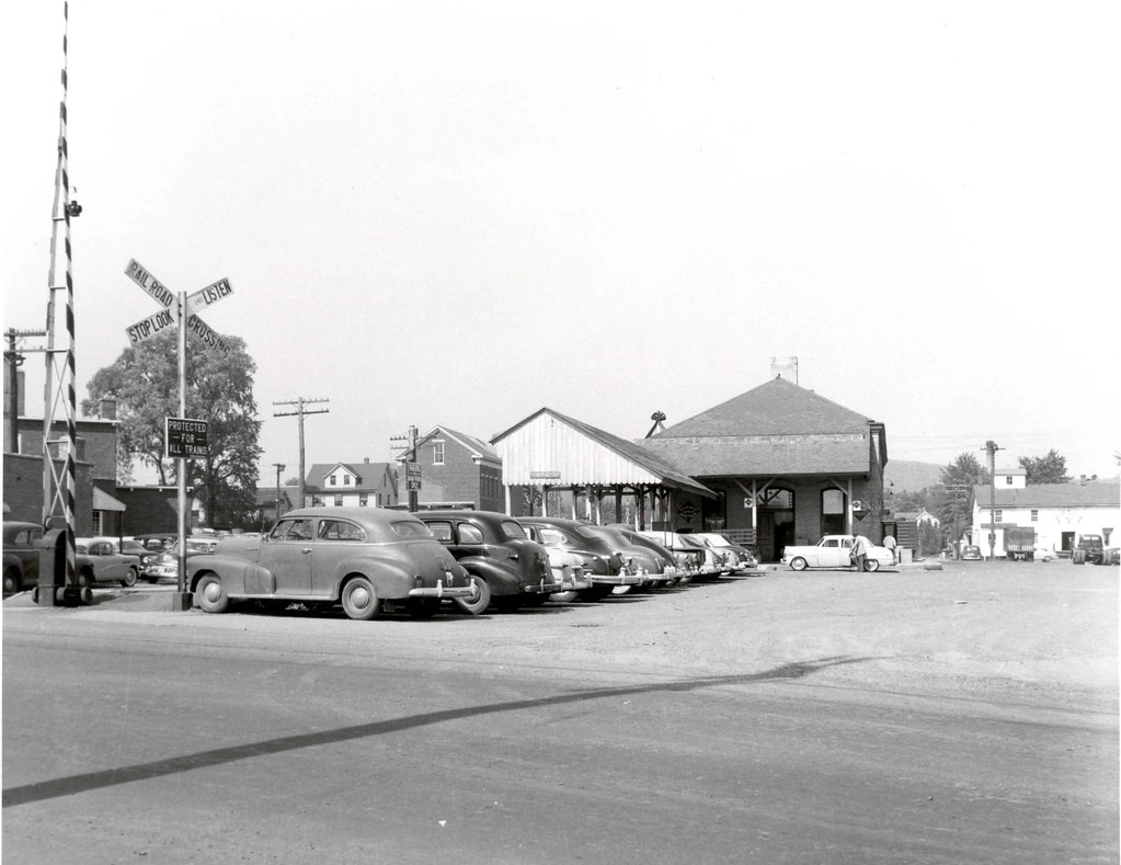 Torrington, Connecticut, railroad station, September 27, 1… Flickr