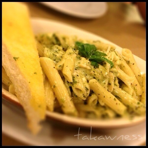 Pesto Chicken Penne Pizza Hut One of my favorite creamy … Flickr