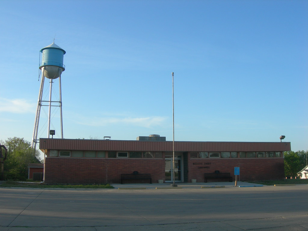 Mellette County Courthouse White River, South Dakota Const… Flickr