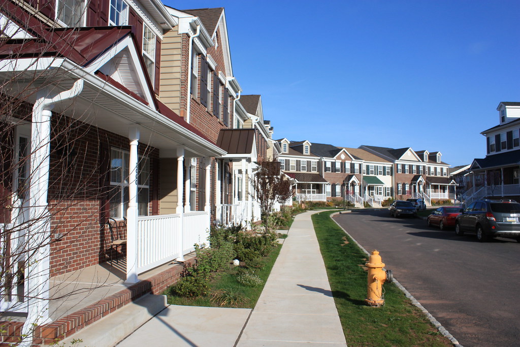 Northgate Townhomes Northgate development townhouses in Up… Flickr