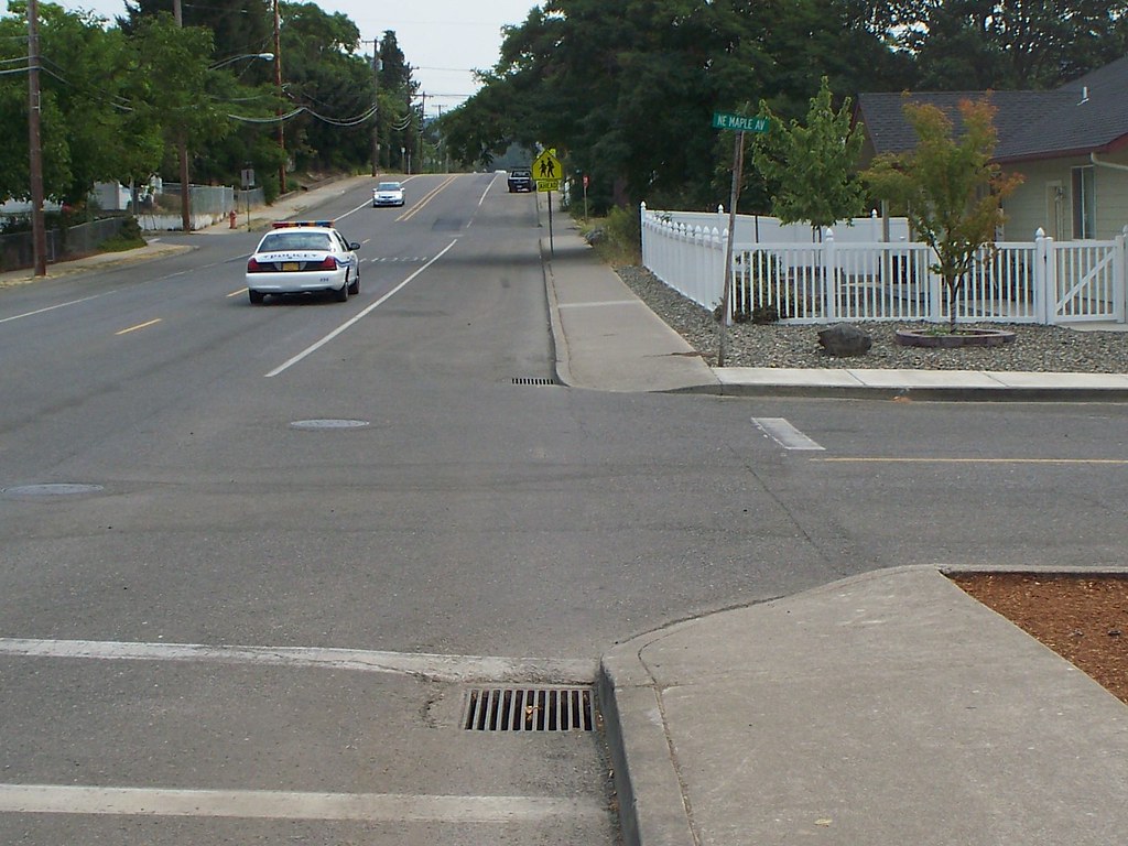 myrtle_creek Violation of ORS 810.150 in Myrtle Creek Oreg… Flickr