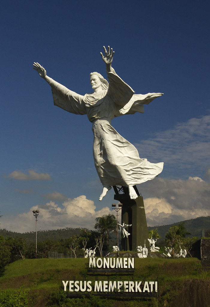 Monumen Yesus Memberkati Christ Blessing (in Manado langua… Flickr