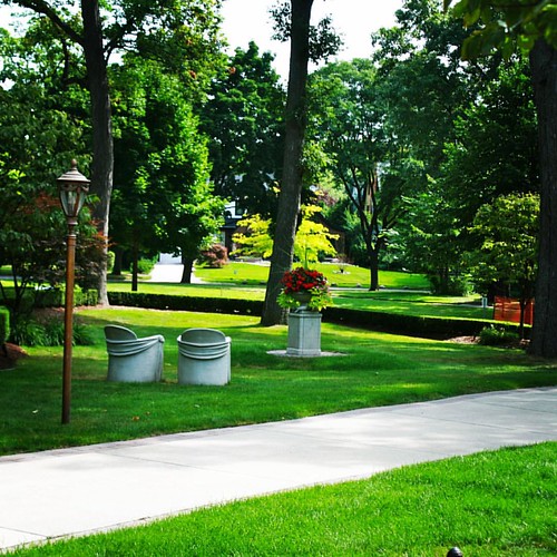 Huntington Woods a true michigan gem! huntingtonwoods aw… Flickr